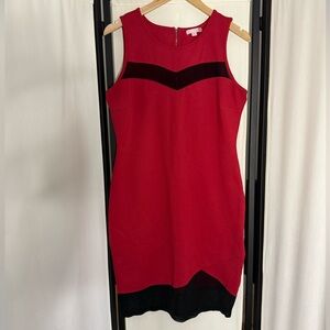 ✨G by Guess Red and Black Knee-Length Sheath Dress
